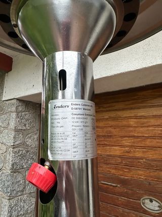 Estufa Terraza Enders Negra/Plateada