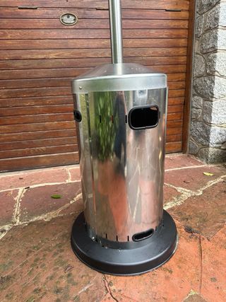 Estufa Terraza Enders Negra/Plateada