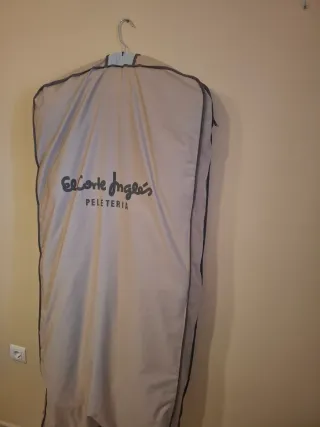 ✨ Abrigo de bisonte auténtico · Pieza de lujo.