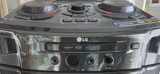 Altavoz LG XBOOM OM7550 1000W