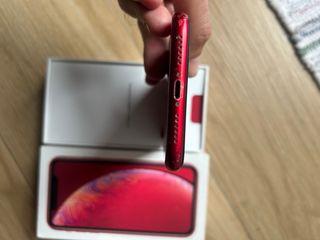 iPhone XR 64GB Rosso