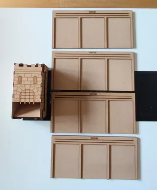 Torre dados y soportes cartas/tokens