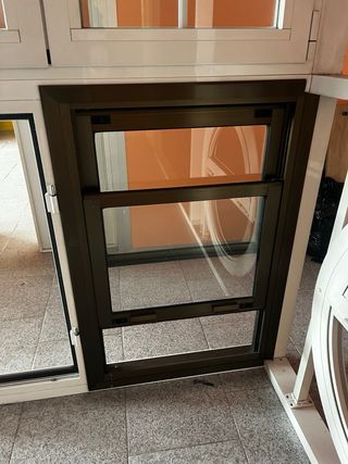 Ventanas y mamparas de aluminio