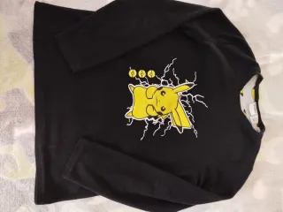 Pijama Pikachu niño calentito. Talla 11-12años