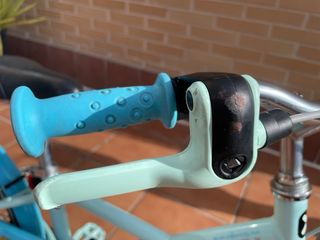 Bicicleta infantil Decathlon azul 20 pulgadas