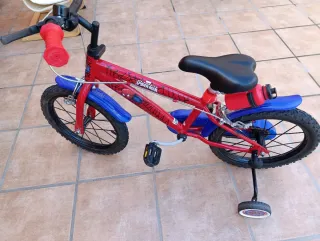 Bicicleta Spiderman 16 con ruedines