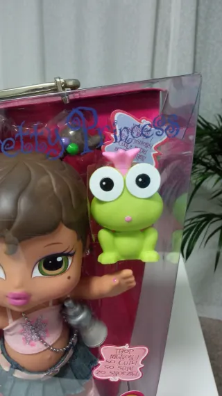 Muñeca Bratz Big Babyz Yasmine