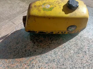 Depósito Puch Amarillo