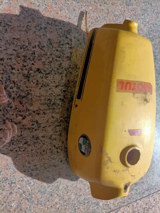 Depósito Puch Amarillo