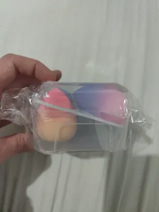Pack 4 Esponjas Maquillaje + Caja