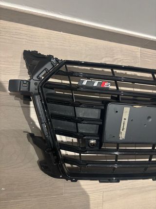 Parrilla Audi TTS MK3 Negra