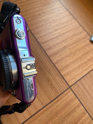 Cámara Olympus impoluta