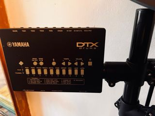 Yamaha DTX402K Batería Eléctrica