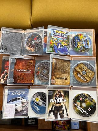 Consola PS3 Sony Negra + 2 Mandos + 8 Juegos