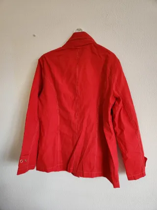 Chaqueta roja