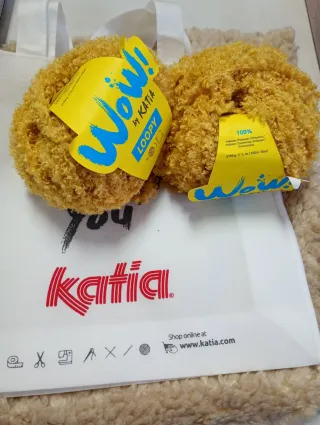 2 Ovillos Katia Loopy Borrego n157