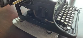Máquina de escribir Stoewer antigua