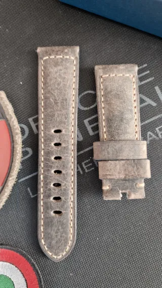 Cinturino in pelle per orologio Officine Panerai