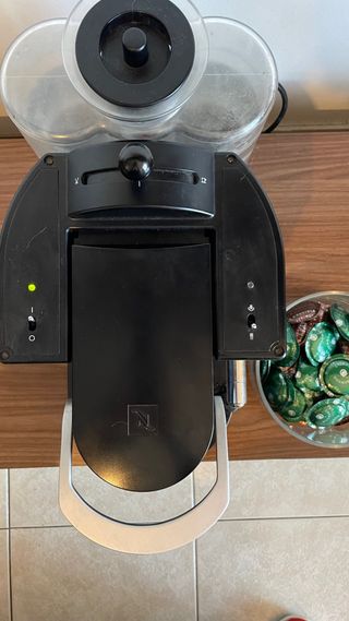 Cafetera/maquina cafe Nespresso ES50 Pro con caps