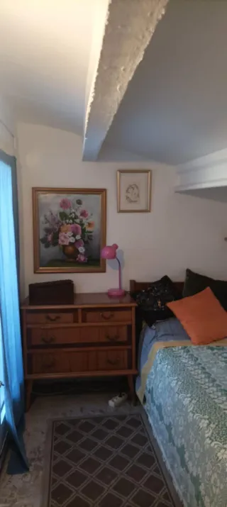 Se alquila habitación en piso compartido