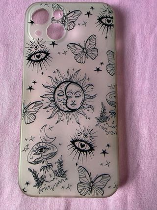 Funda iPhone 13 con diseño místico