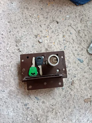 Cerradura de seguridad con 2 llaves