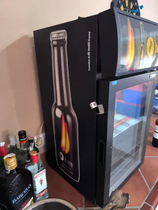 Nevera pequeña de bar