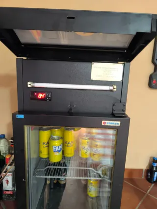 Nevera pequeña de bar
