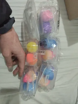 Pack 5 juegos con 4 esponjas de maquillaje + caja