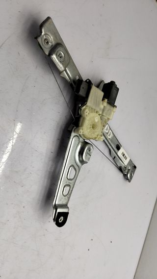 ELEVALUNAS DELANTERO DERECHO PEUGEOT 5008