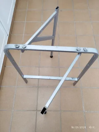 Estructura metálica mesa plegable