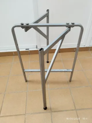 Estructura metálica mesa plegable