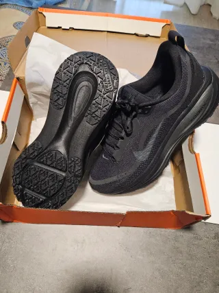 Nike Vomero 18 GTX Negro