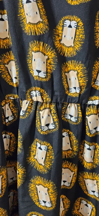 Vestido Leones Compañía Fantástica