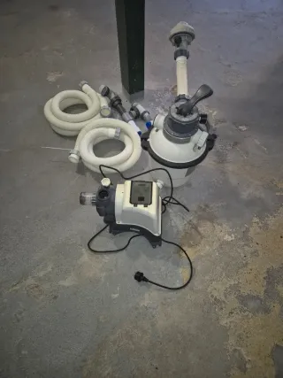 Depuradora piscina + bomba y mangueras