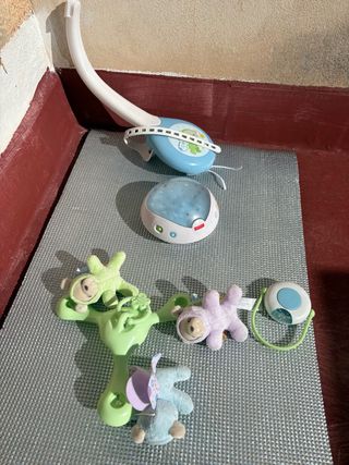 Móvil cuna musical con peluches