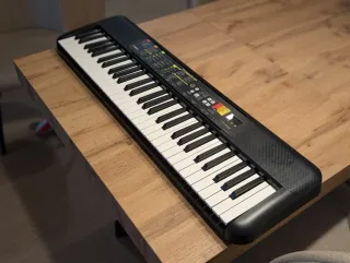 Teclado Yamaha PSR-F52 61 teclas