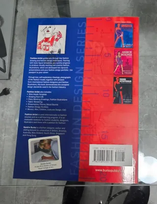 Fashion Artist Drawing Techniques to Portfolio ...