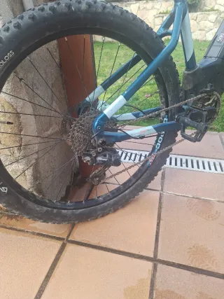 Bicicleta eléctrica Rockrider eST 900