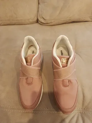 Zapatillas deportivas alza rosa y oro