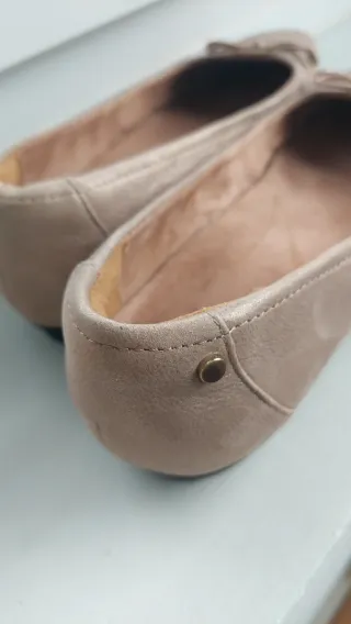 Bailarinas Clarks de piel, color champagne doradas