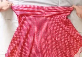 Falda bonita roja y blanca