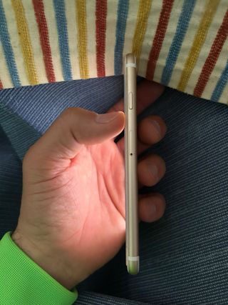 iPhone 7 256GB Dorado Cargador Sin Usar