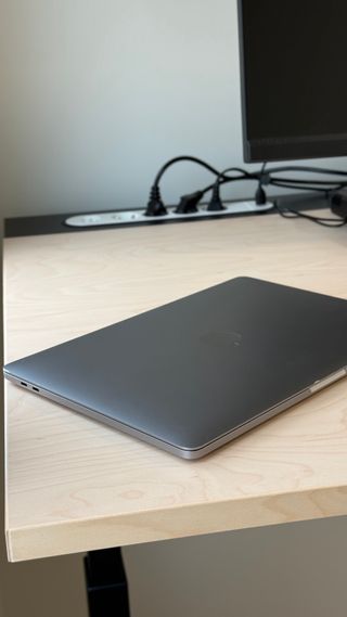MacBook Pro 13 2018 i7 16GB 1TB