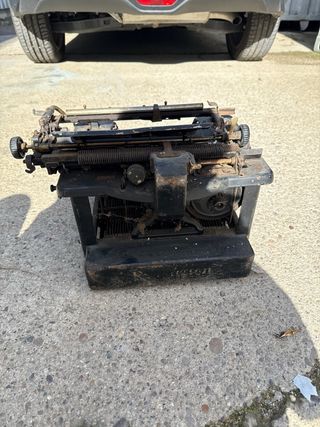 Máquina de escribir Remington antigua