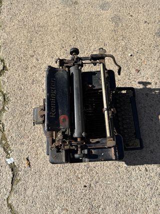 Máquina de escribir Remington antigua