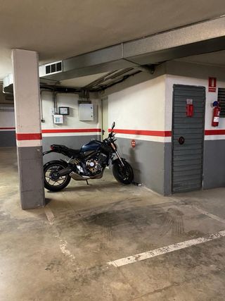 Plaza de garaje para moto