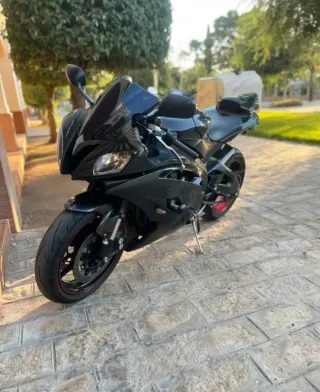 Yamaha R6