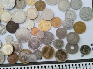 Lote 93 monedas del mundo