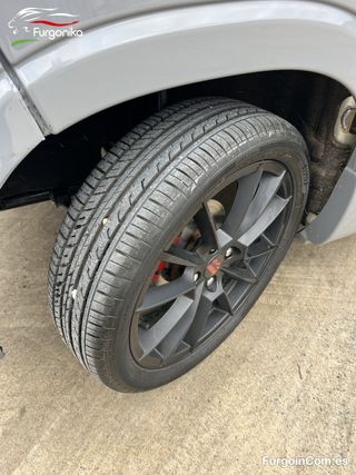 LIGIER  JS60 SPORT ULTIMATE, con clima y 4.911 km